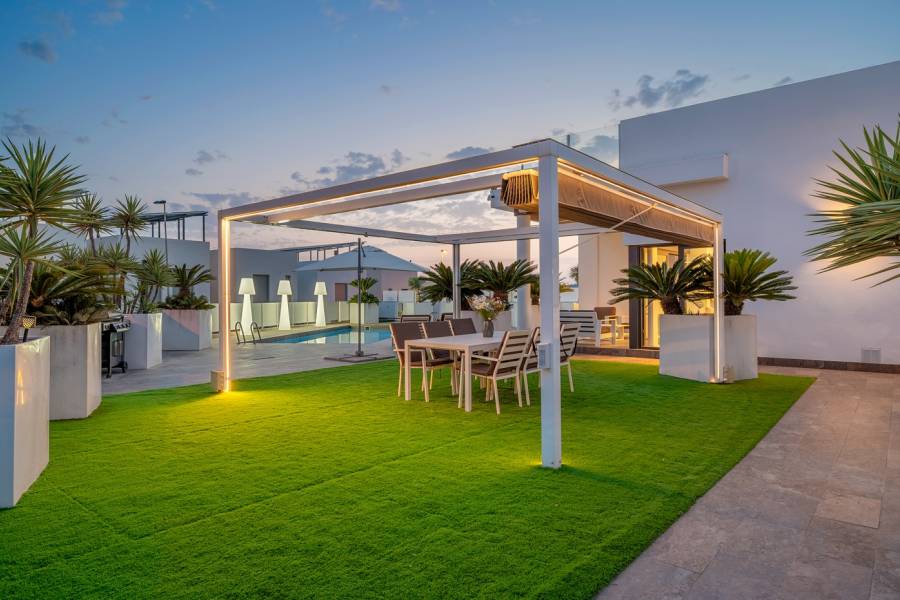 Resale - Villa - Orihuela costa - Villamartín