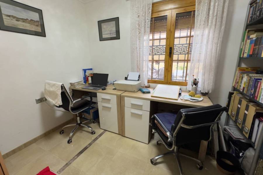 Resale - Villa - Benijofar