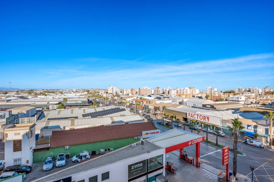 Resale - Apartment - Torrevieja