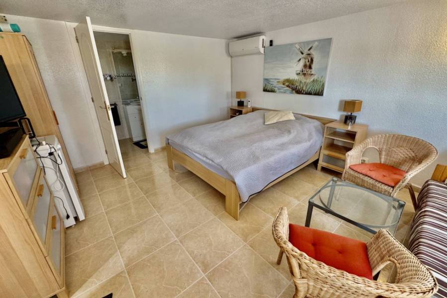 Reventa - Villa - Ciudad Quesada - Lo Pepin