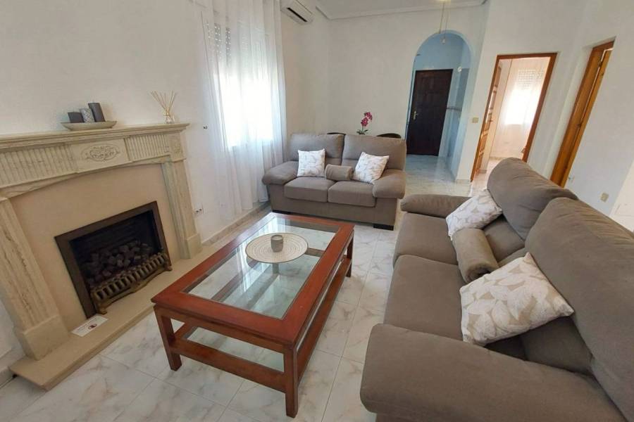 Reventa - Villa - Ciudad Quesada - Pueblo Bravo