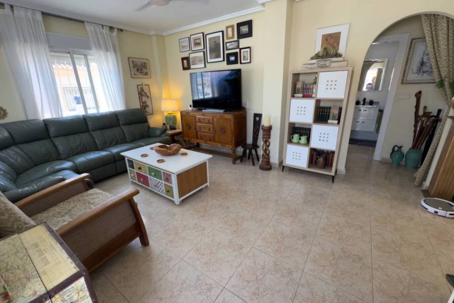 Resale - Villa - Ciudad Quesada