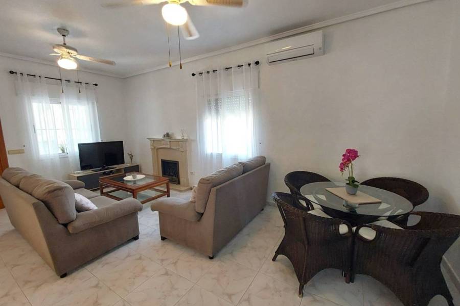 Reventa - Villa - Ciudad Quesada - Pueblo Bravo