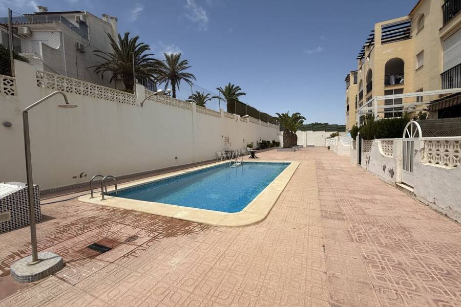Resale - Apartment - Torrevieja