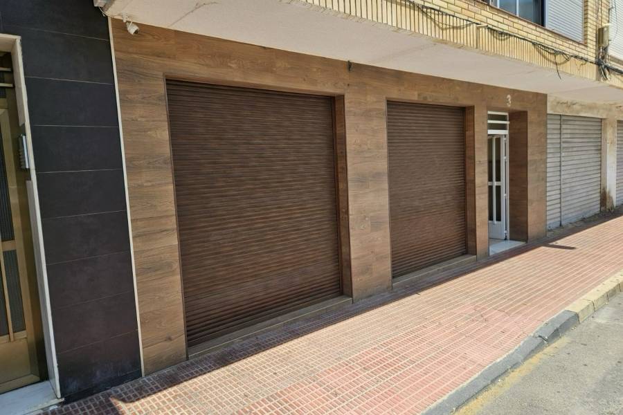 Reventa - Commercial property - Guardamar Del Segura - Town Guardamar