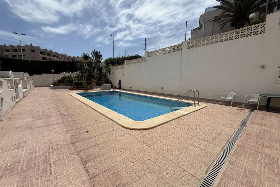 Resale - Apartment - Torrevieja