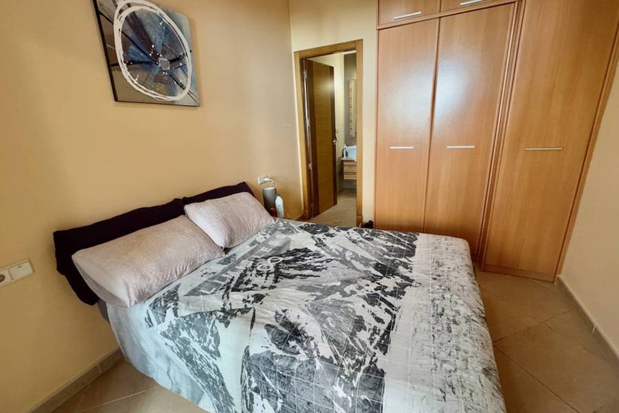 Resale - Apartment - Formentera del Segura