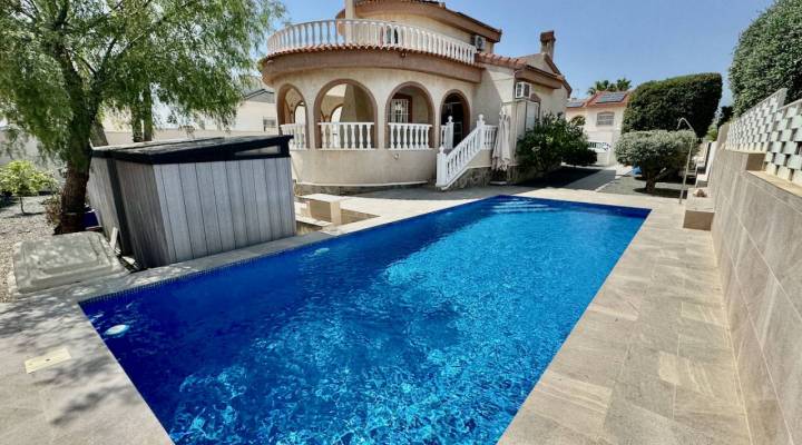 Villa - Reventa - Ciudad Quesada - Lo Pepin