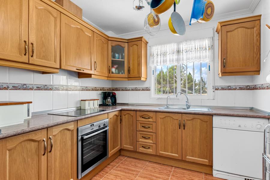 Resale - Villa - Jacarilla