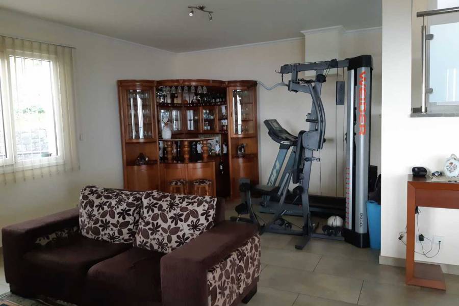 Resale - Villa - Funchal