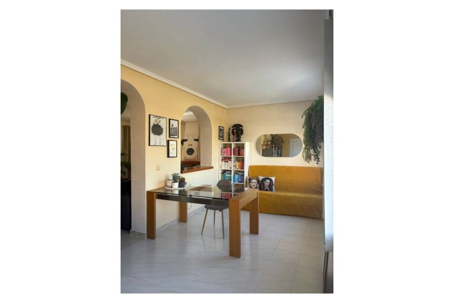 Reventa - Villa / Detached - Ciudad Quesada - Quesada Center