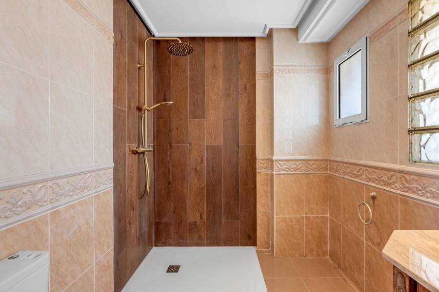 Reventa - Villa - Torrevieja