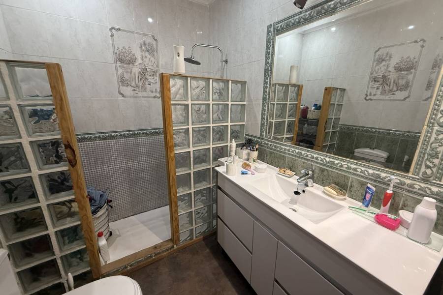 Resale - Townhouse - Benijofar