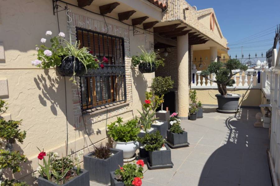 Resale - Villa - Benijofar