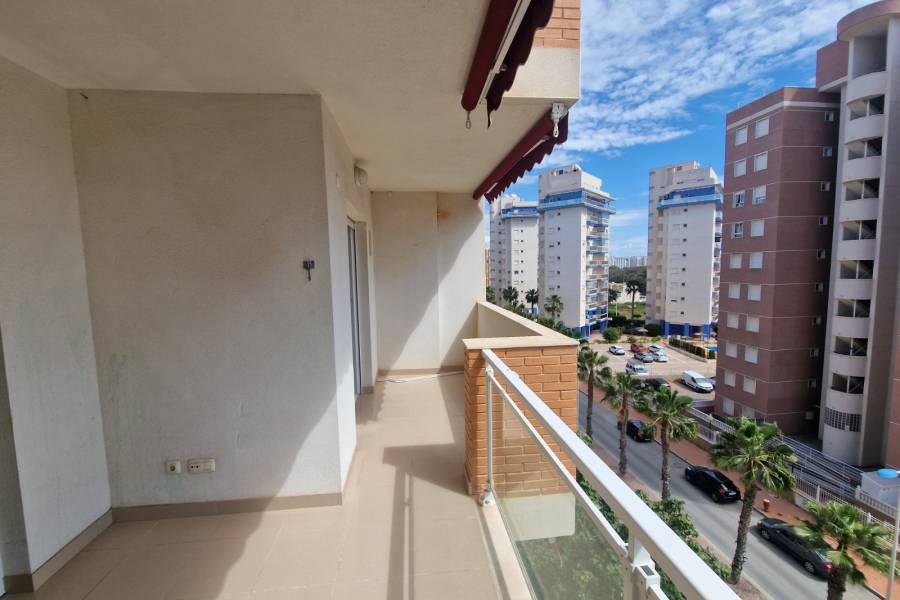 Resale - Apartment - Guardamar Del Segura - SUP-7 & Port Area