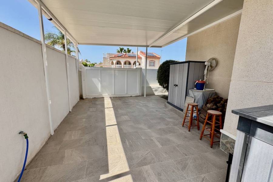 Reventa - Villa - Ciudad Quesada - Lo Pepin
