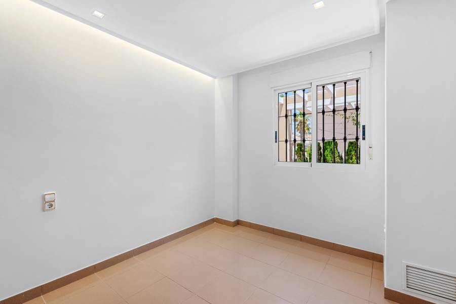 Reventa - Villa - Torrevieja