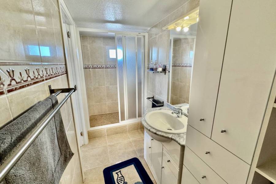 Reventa - Villa - Ciudad Quesada - Lo Pepin