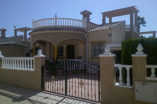 - Resale - El Raso - Guardamar - El Raso - Guardamar - Resale - El Raso - Guardamar - El Raso - Guardamar