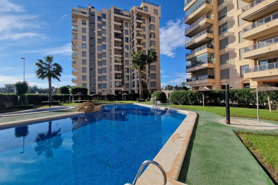Resale - Apartment - Guardamar Del Segura - SUP-7 & Port Area