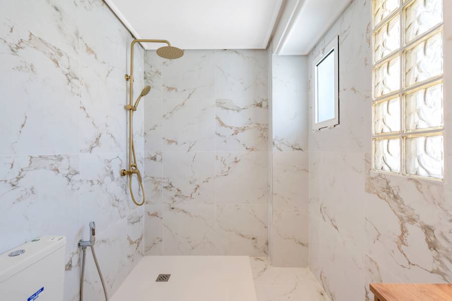 Reventa - Villa - Torrevieja