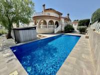Reventa - Villa - Ciudad Quesada - Lo Pepin
