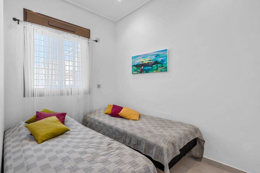 Resale - Penthouse - Torre de la Horadada (Alicante) - Spain