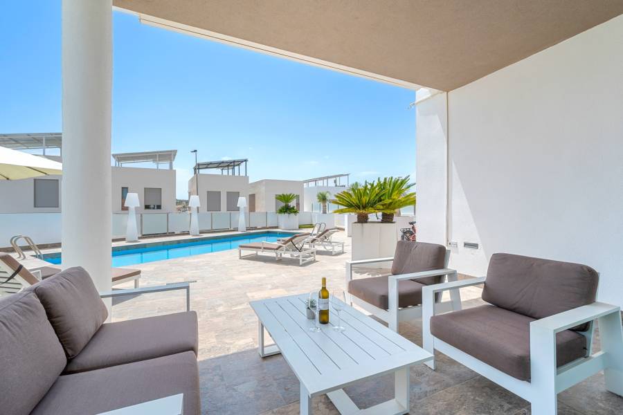 Resale - Villa - Orihuela costa - Villamartín