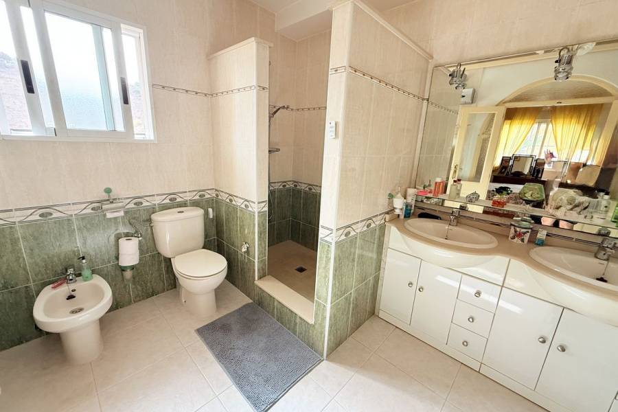 Reventa - Villa - Benimar