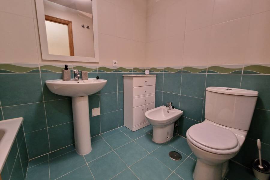 Resale - Apartment - Guardamar Del Segura - SUP-7 & Port Area