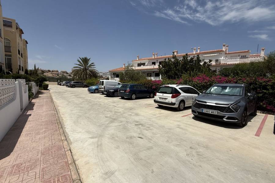Resale - Apartment - Torrevieja
