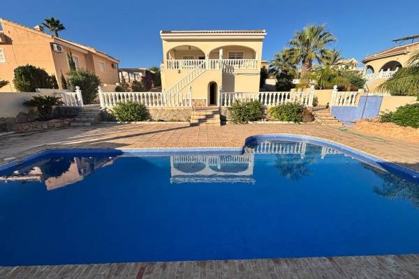 Detached House / Villa - Reventa - Ciudad Quesada - La Fiesta