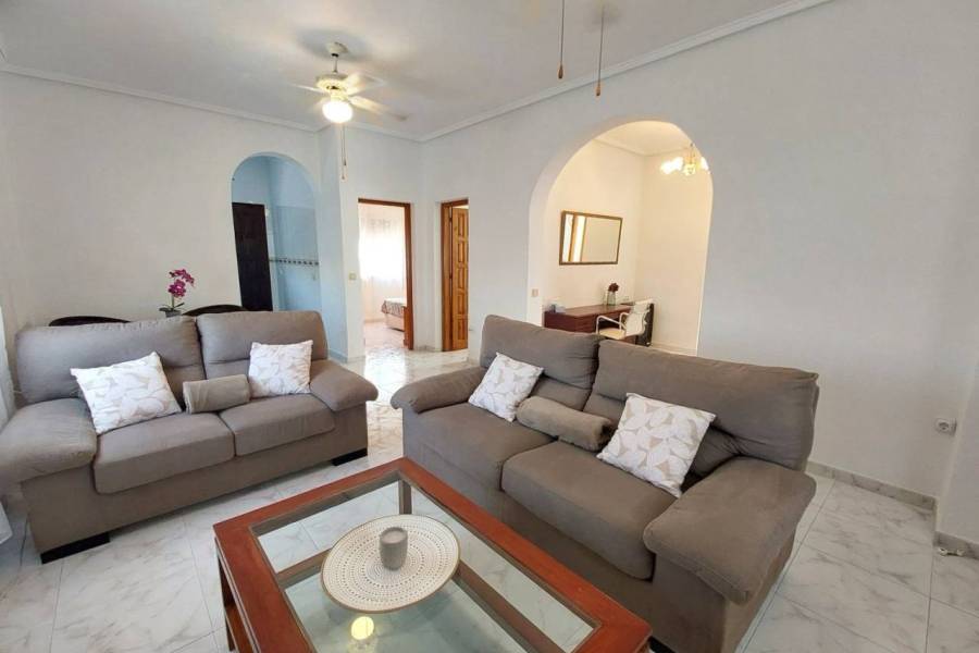 Reventa - Villa - Ciudad Quesada - Pueblo Bravo