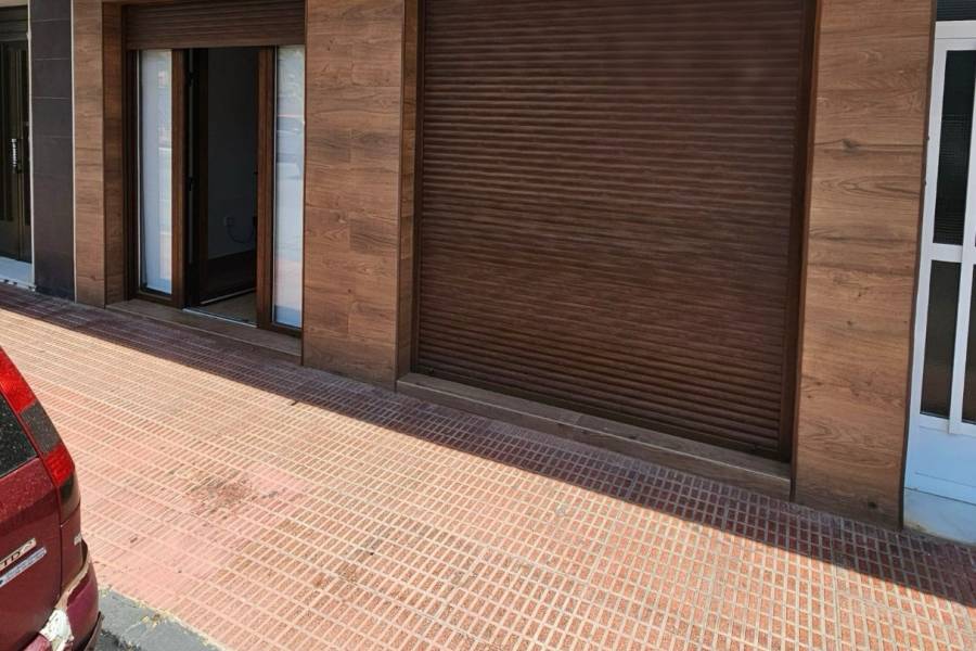 Reventa - Commercial property - Guardamar Del Segura - Town Guardamar