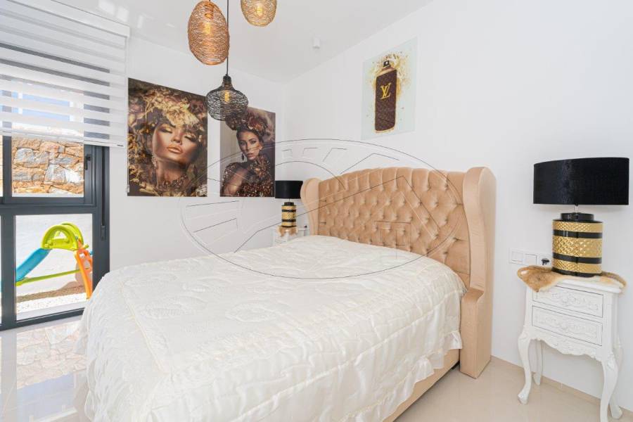 Resale - Villa - Ciudad Quesada