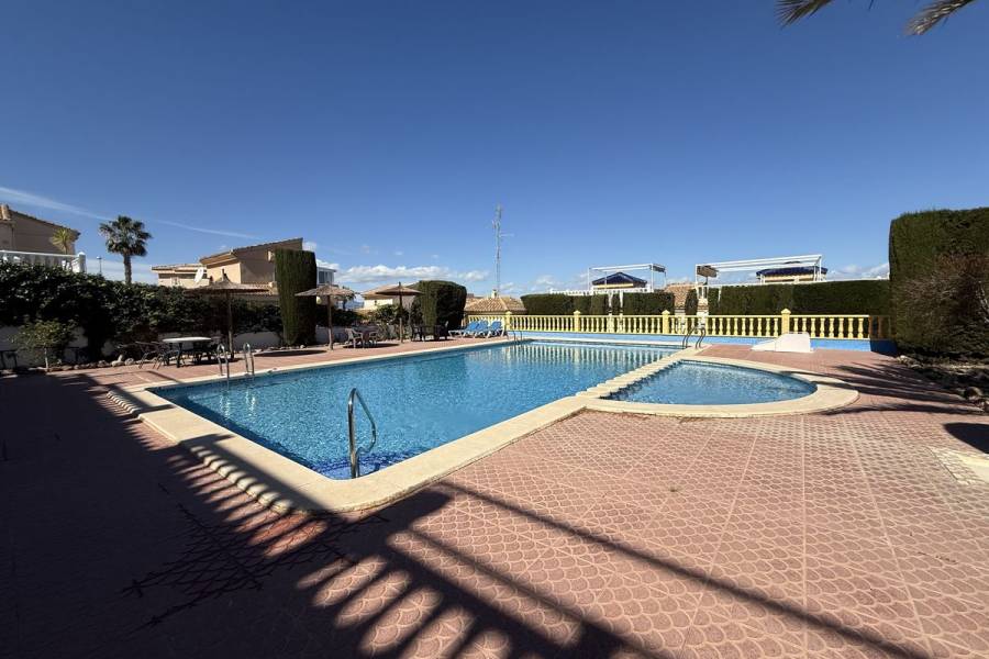 Resale - Villa - Benimar