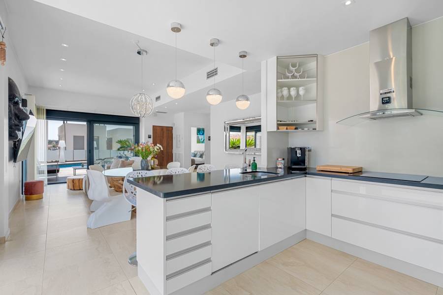 Resale - Villa - Orihuela costa - Villamartín
