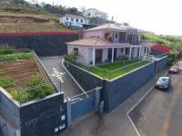 Resale - Villa - Funchal
