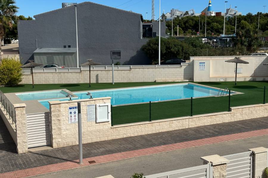 Reventa - Villa - Torrevieja