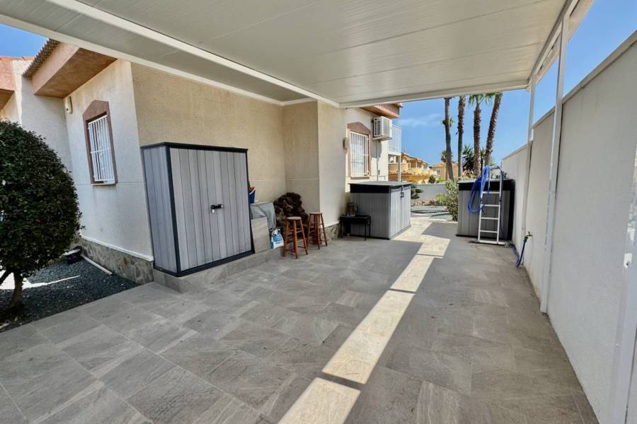 Reventa - Villa - Ciudad Quesada - Lo Pepin