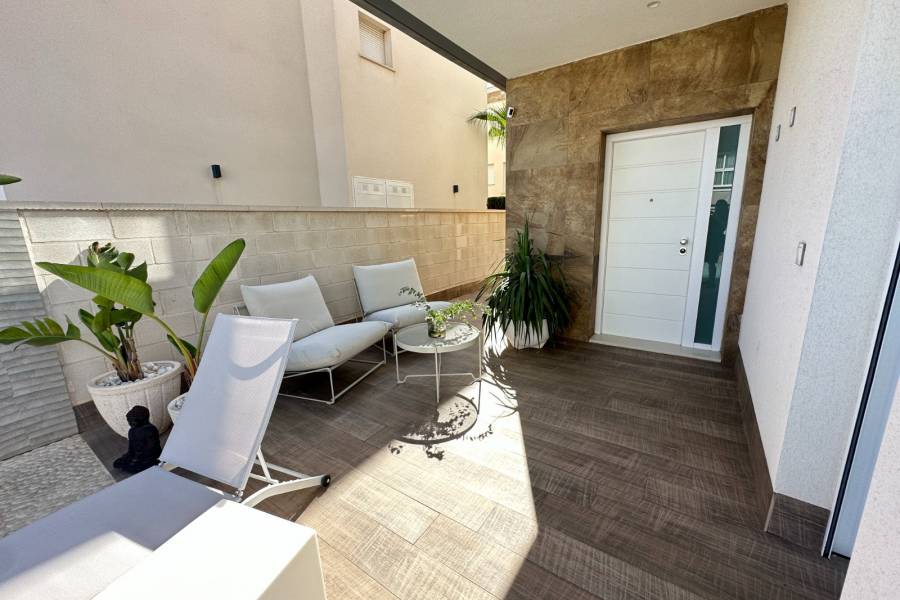 Reventa - Villa - Torrevieja