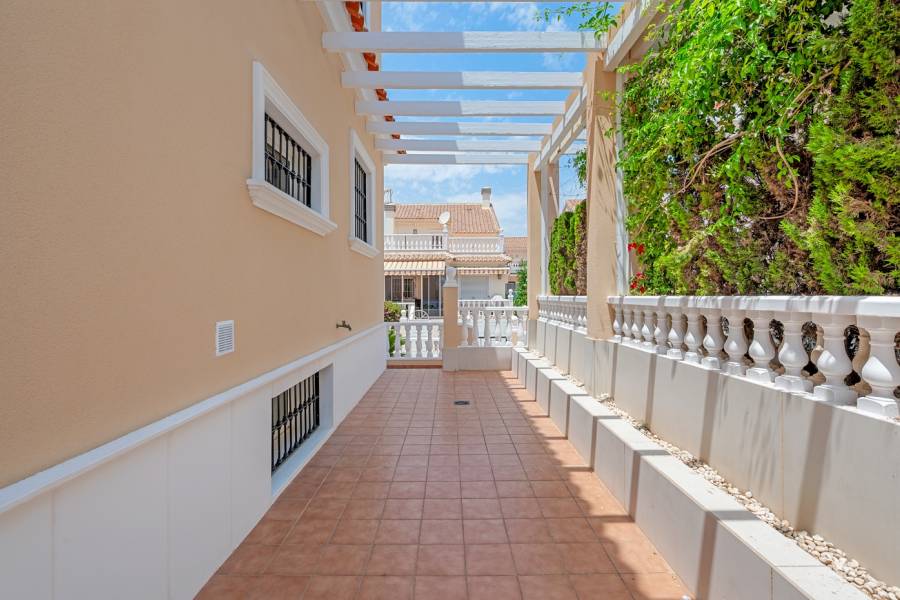 Reventa - Villa - Torrevieja