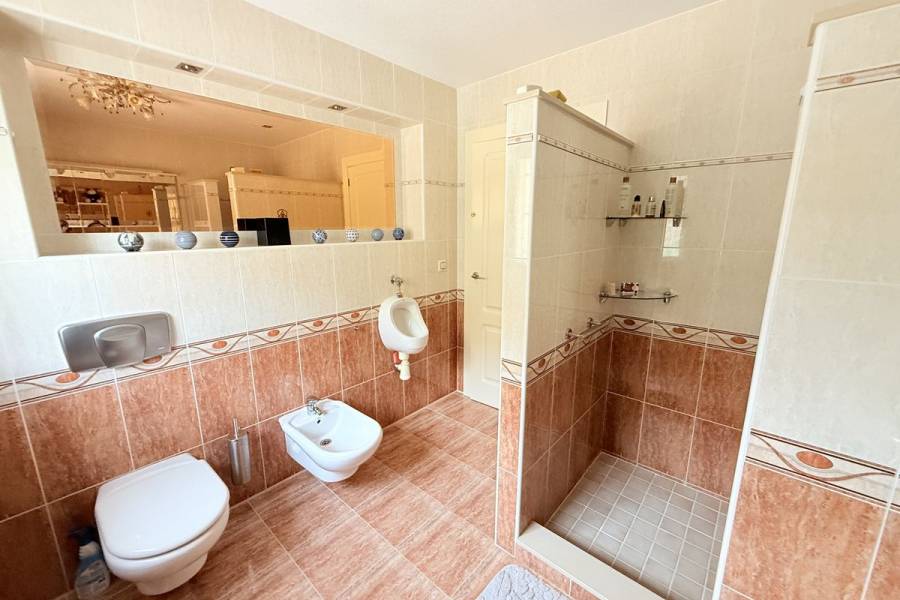 Reventa - Villa - Benimar