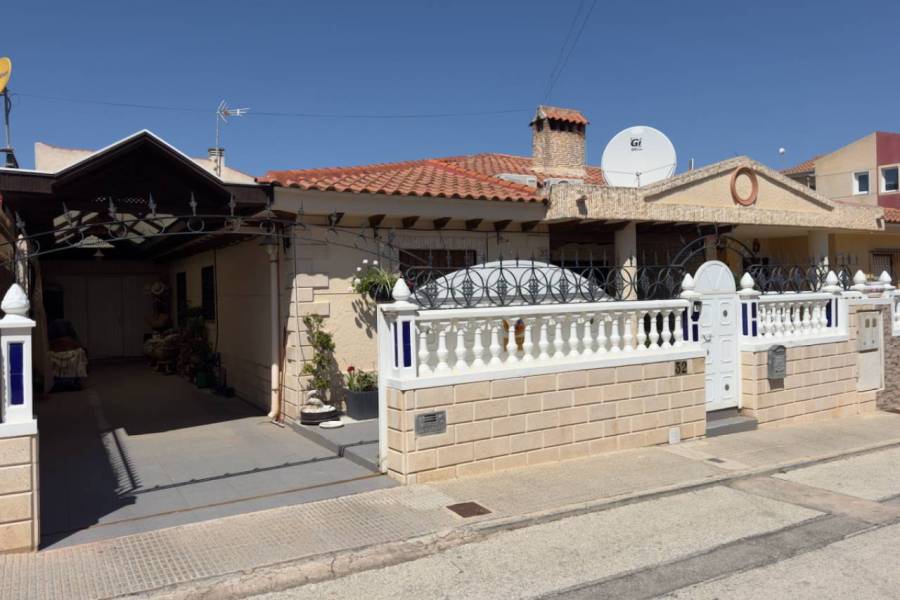 Resale - Villa - Benijofar