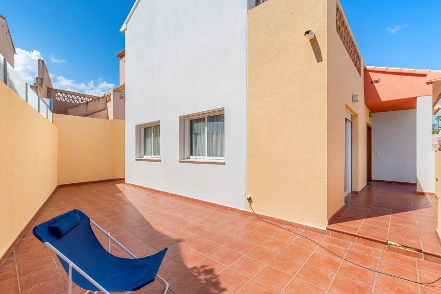 Resale - Villa - Alfas del Pi - Alfas Del Pi