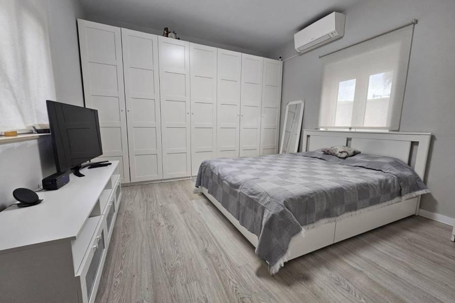 Reventa - Villa - Ciudad Quesada - Lo Pepin
