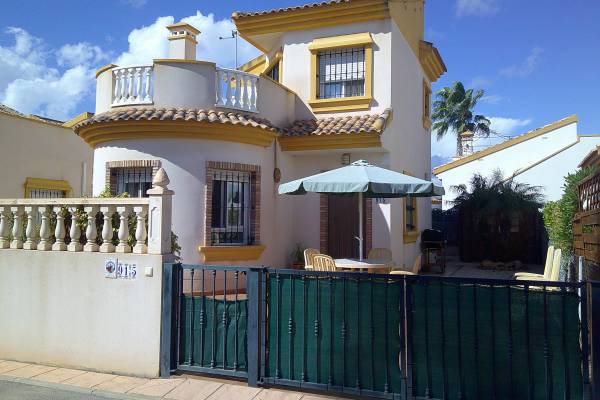 - Resale - El Raso - Guardamar - El Raso - Guardamar - Resale - El Raso - Guardamar - El Raso - Guardamar