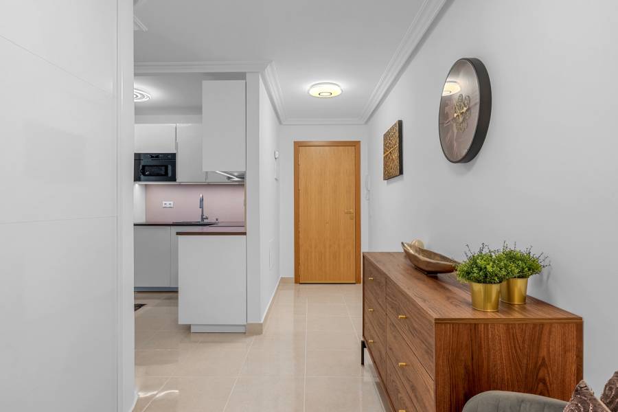 Resale - Apartment - Torrevieja - Playa del Cura