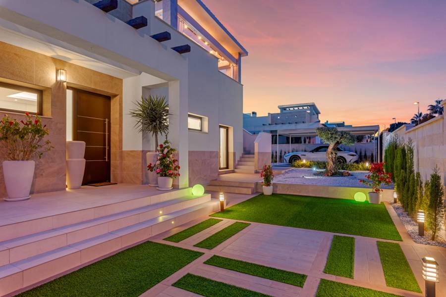 Resale - Villa - Ciudad Quesada - Rojales