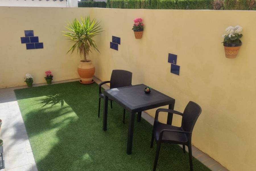 Resale - Townhouse - Ciudad Quesada